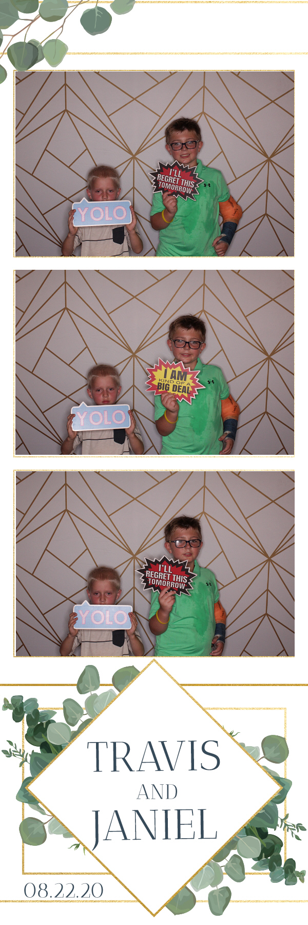 Jacquie & Dennis’ Wedding | View more photos from the event at gallery.photoboothbillings.com/u/PhotoBoothBillings/Jacquie-Dennis’-Wedding-0